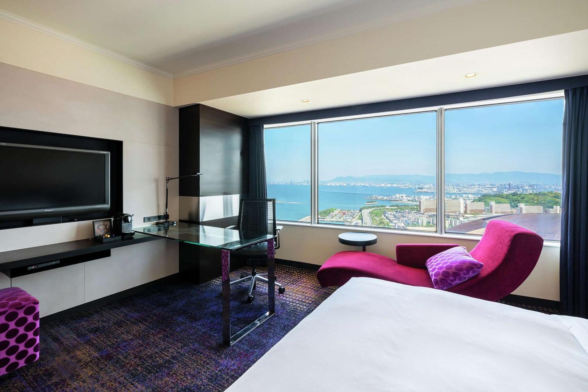 Hilton Fukuoka Sea Hawk Hotell Exteriör bild