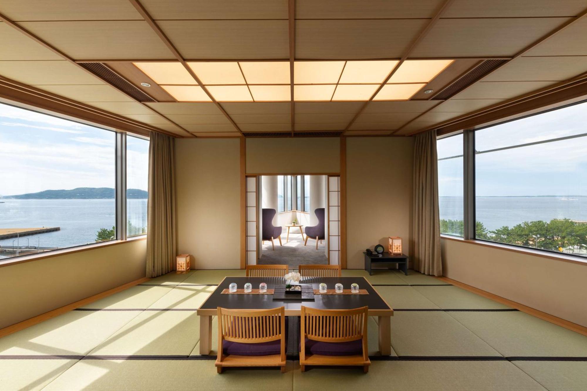 Hilton Fukuoka Sea Hawk Hotell Exteriör bild