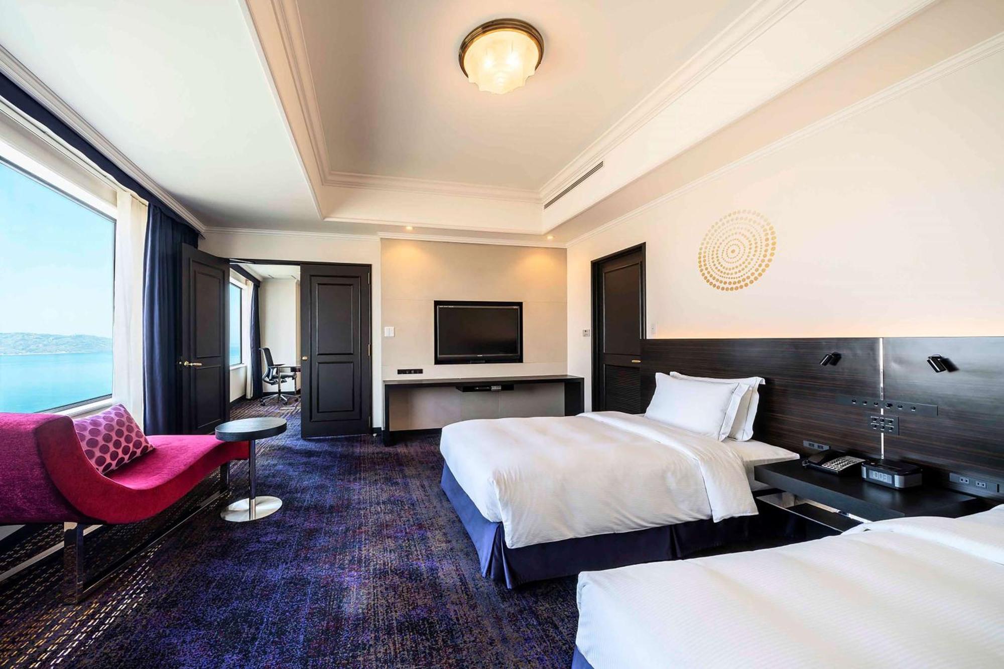 Hilton Fukuoka Sea Hawk Hotell Exteriör bild