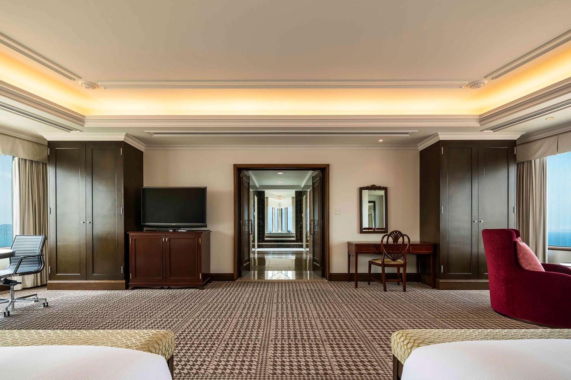 Hilton Fukuoka Sea Hawk Hotell Exteriör bild