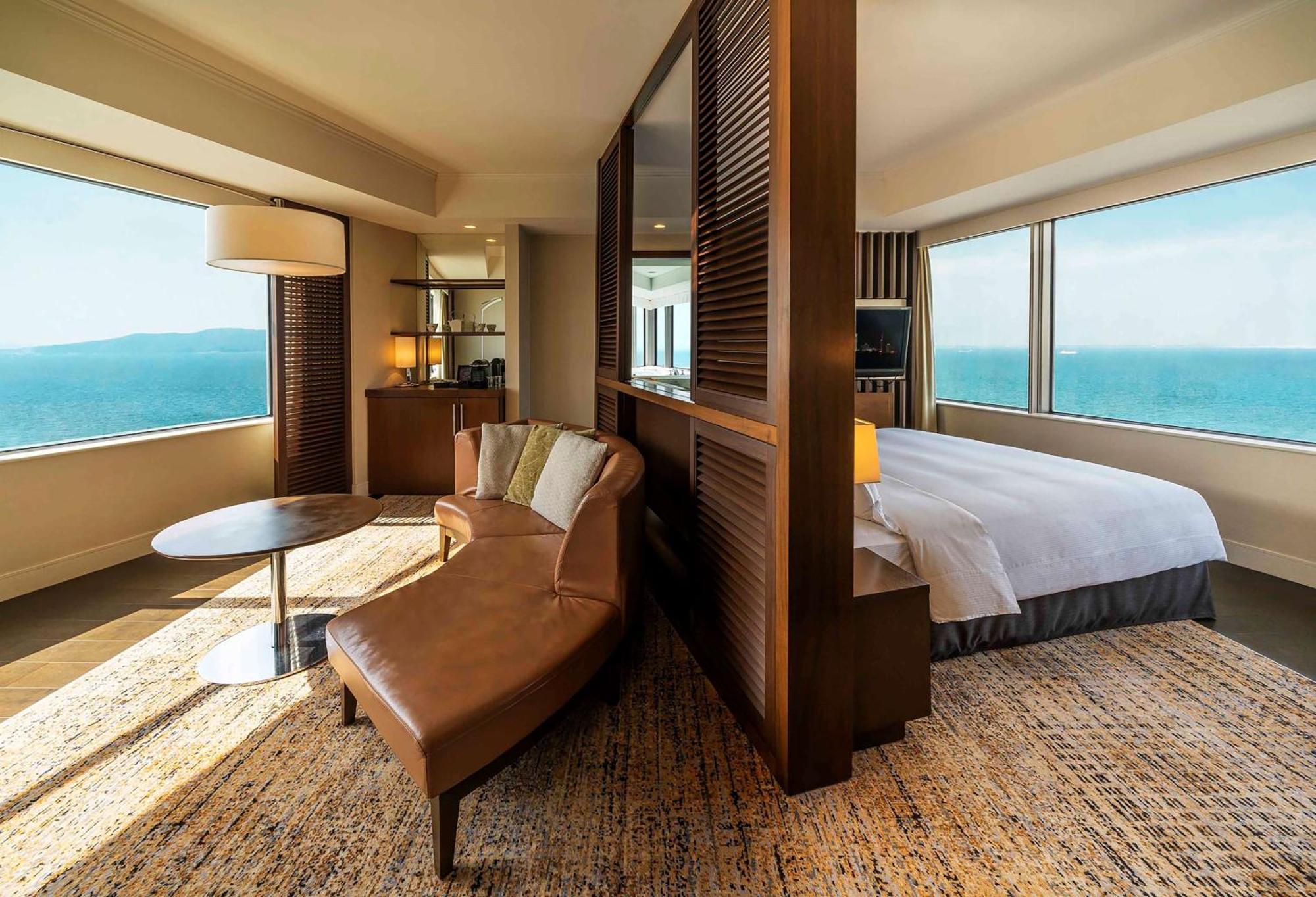 Hilton Fukuoka Sea Hawk Hotell Exteriör bild