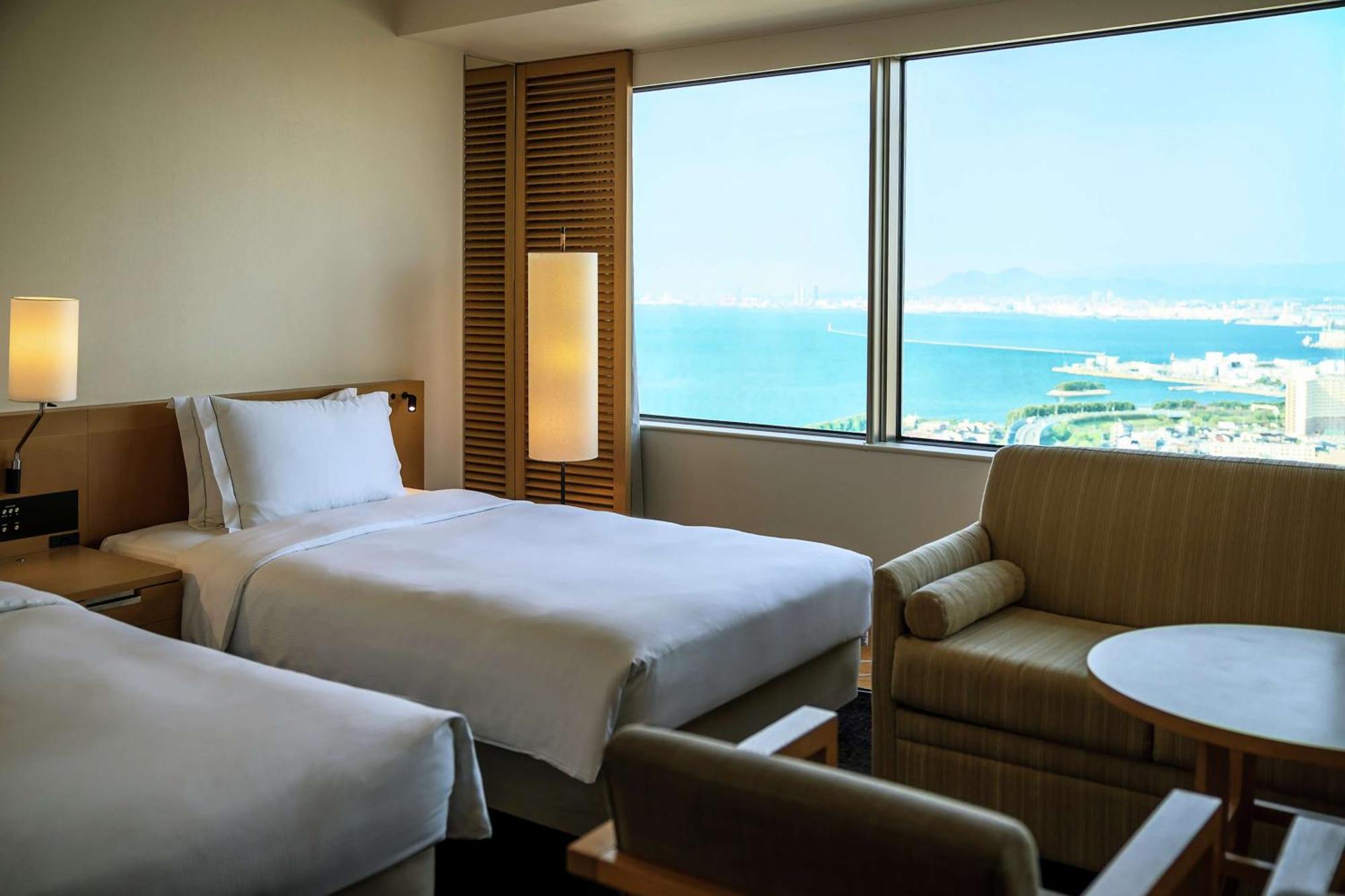 Hilton Fukuoka Sea Hawk Hotell Exteriör bild