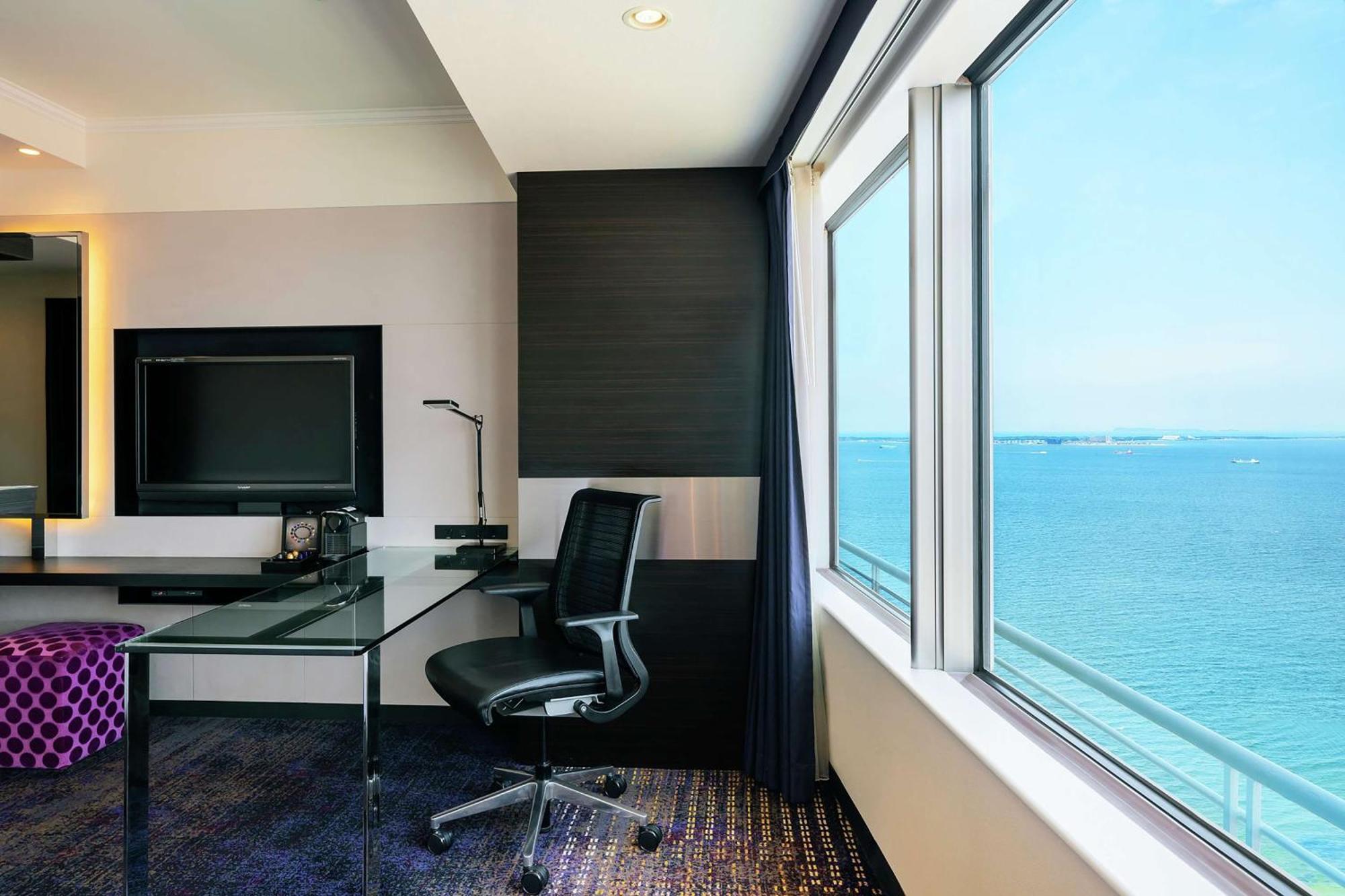Hilton Fukuoka Sea Hawk Hotell Exteriör bild