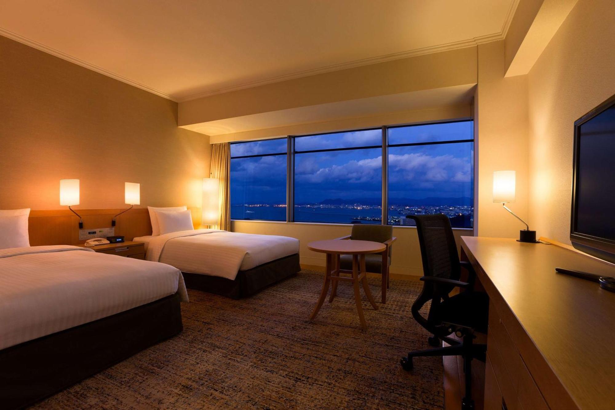 Hilton Fukuoka Sea Hawk Hotell Exteriör bild