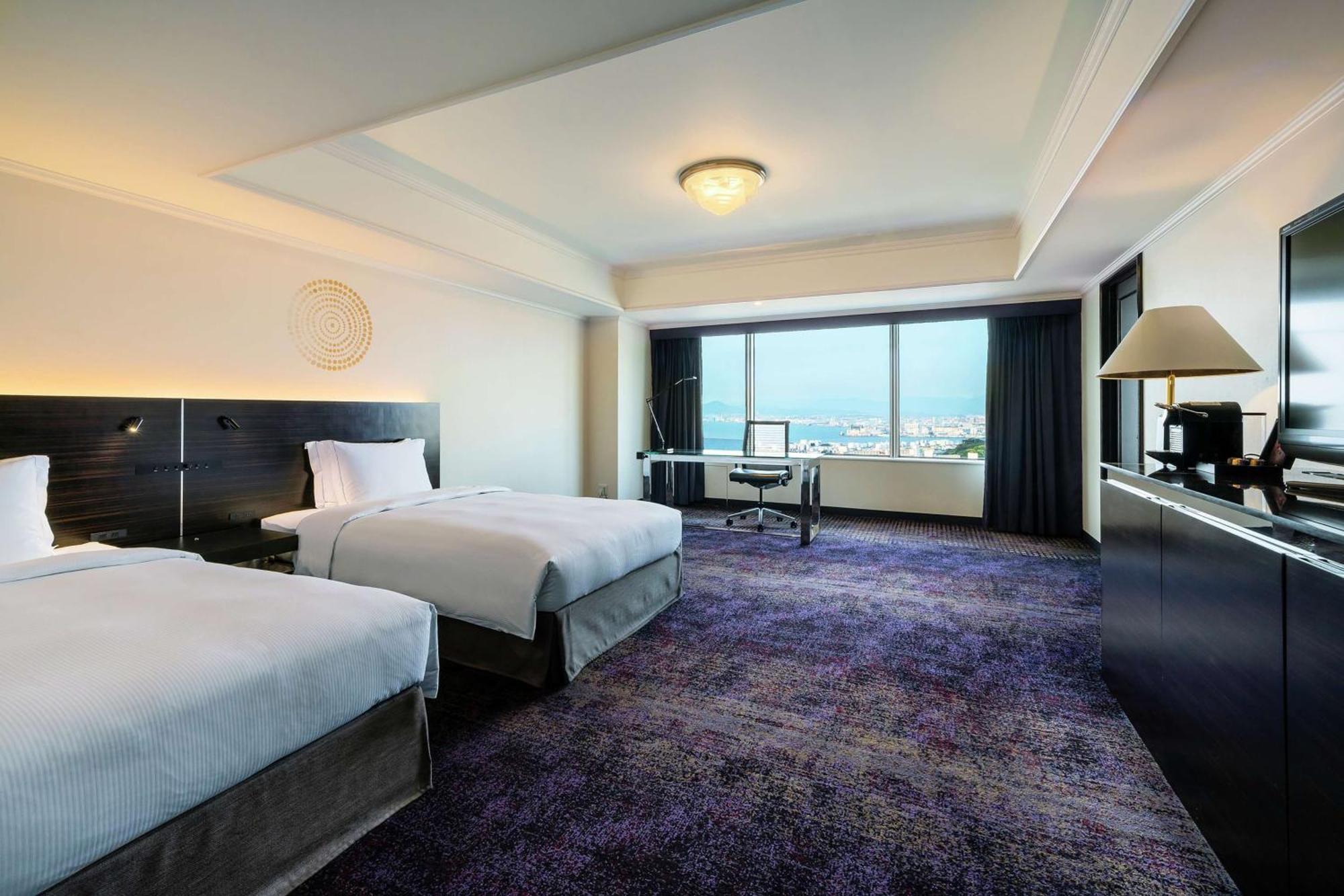 Hilton Fukuoka Sea Hawk Hotell Exteriör bild